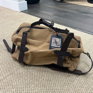 Filson Medium Rugged Twill Duffle Bag